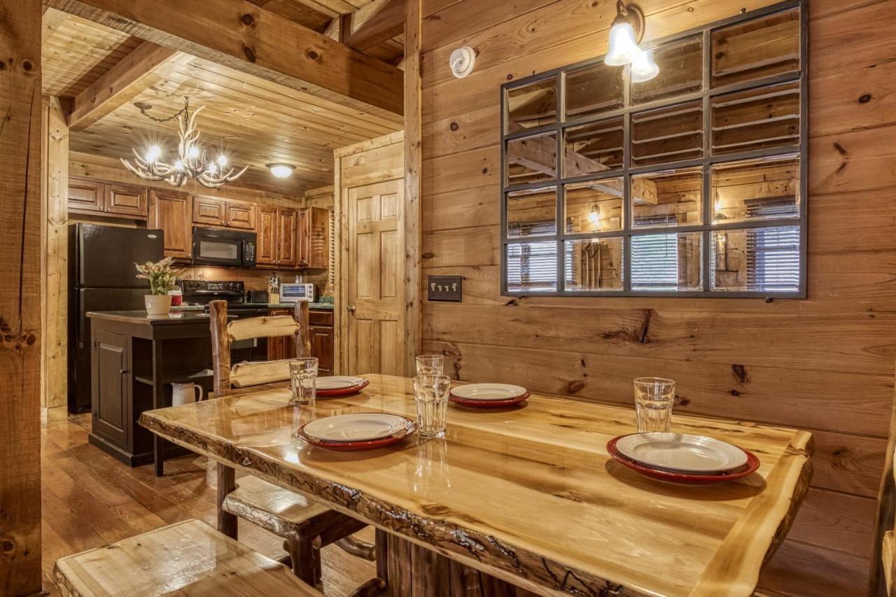 Bridgewood Cabin, Hot Tub, 1089 Of Free Attraction Tickets For Each Paid Day, Dollywood And More! Pigeon Forge Exterior foto