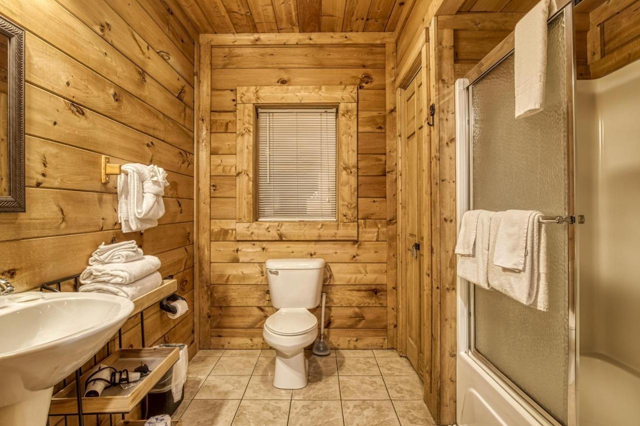 Bridgewood Cabin, Hot Tub, 1089 Of Free Attraction Tickets For Each Paid Day, Dollywood And More! Pigeon Forge Exterior foto