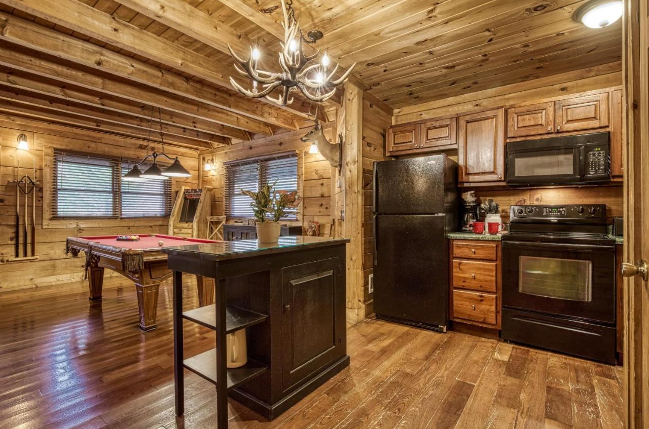 Bridgewood Cabin, Hot Tub, 1089 Of Free Attraction Tickets For Each Paid Day, Dollywood And More! Pigeon Forge Exterior foto